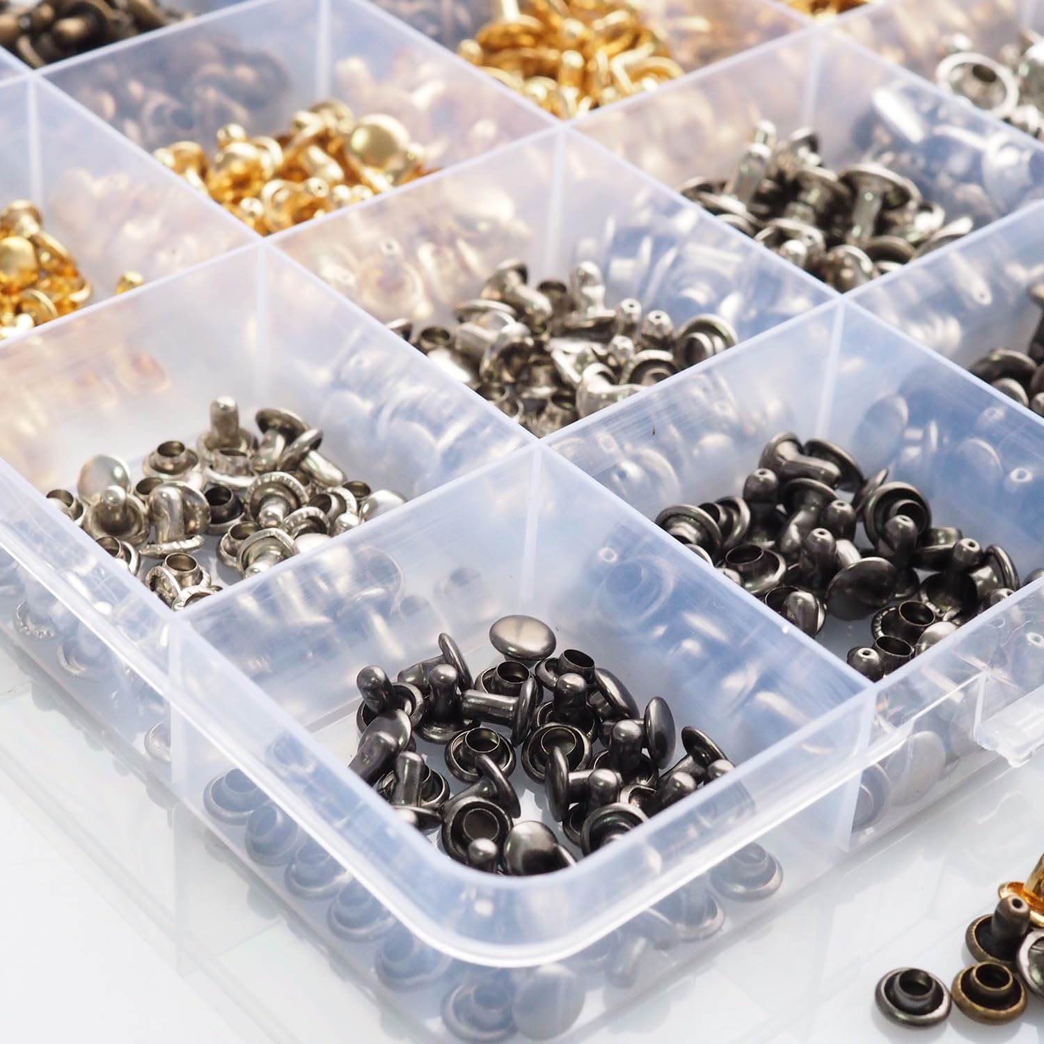 Xiufortion 600 Sets Copper Leather Rivets Double Cap Rivet Tubular for DIY Leather Craft Clothes Shoes Bags Belts Repair Decoration (4 Colors Mixed, 6 Sizes Mixed)