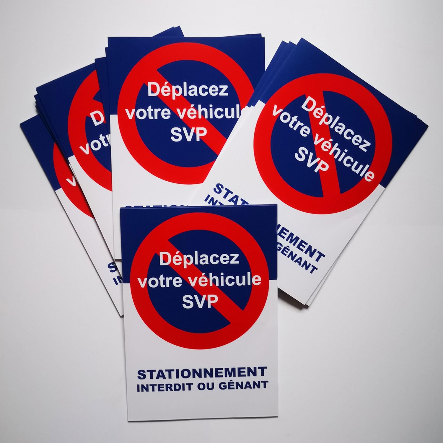 Stickers Stationnement Gênant vendus par 50. Difficiles à décoller. Autocollants mauvais stationnement. 10,5 x 14,8 cm