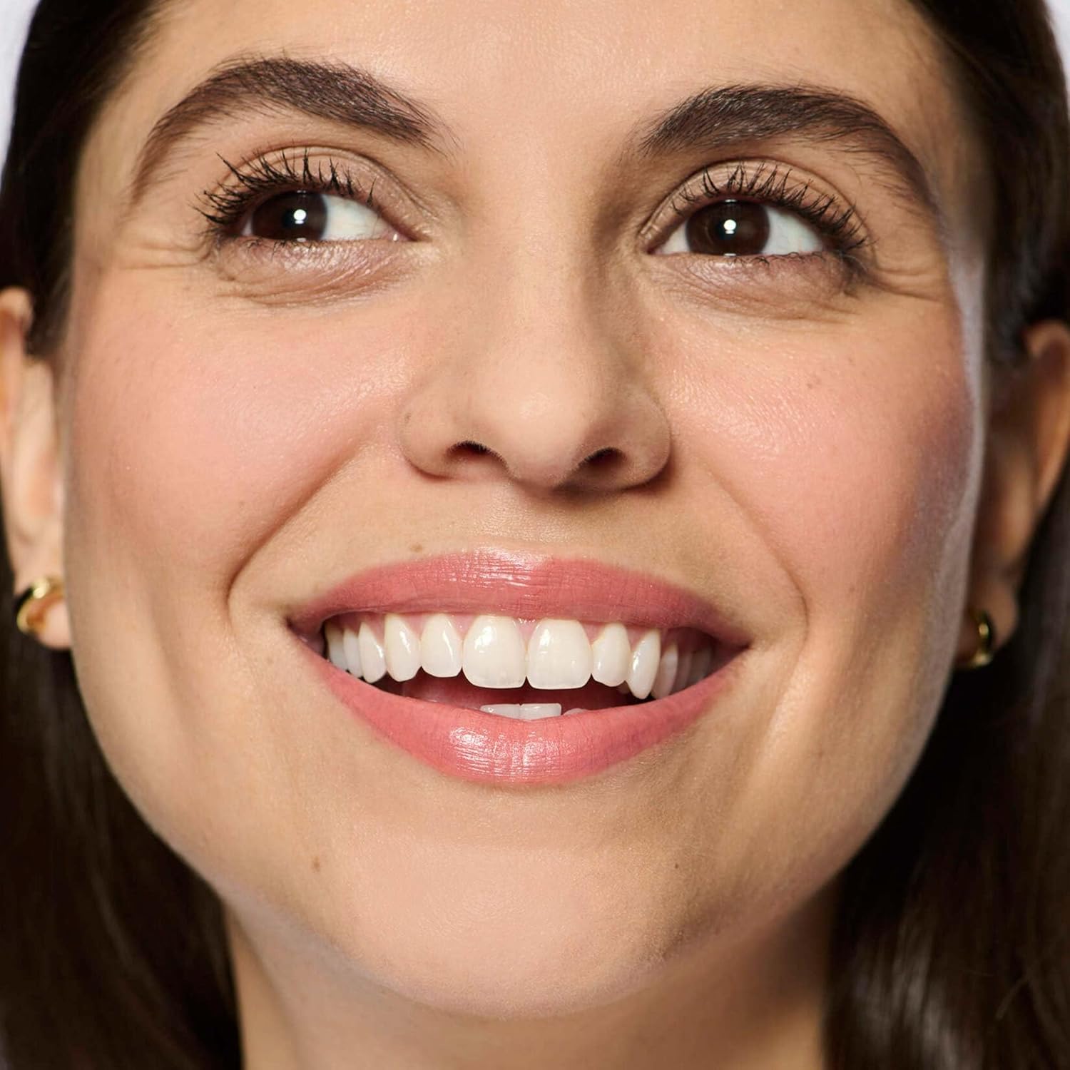 No Makeup Makeup Crème Classic Lipstick, Foolproof Sheer-to-Bold Formula Delivers Long-Lasting Hydration and Buildable Color, Lightweight Satin Finish, Made with Skin-Loving Ingredients, Peach 01