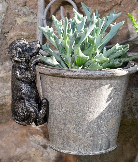 Pot Buddies Handmade Labrador Figure Plant Pot Hanger - Decorative Hanging Garden Ornament - Flower Planter Figurine