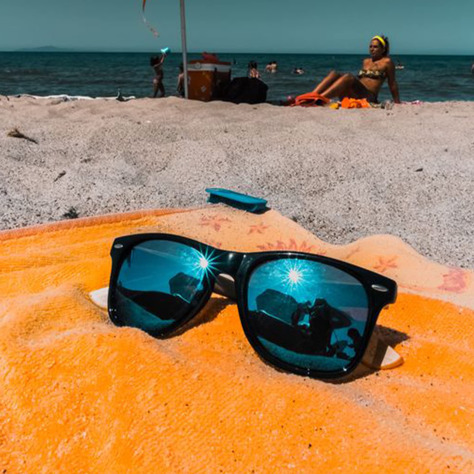 SUNOVELTIES 10 sztuk kolorowych okularów przeciwsłonecznych czarna oprawka lustrzane soczewki luzem okulary imprezowe klasyczne okulary urodzinowe plaża basen unisex dorośli