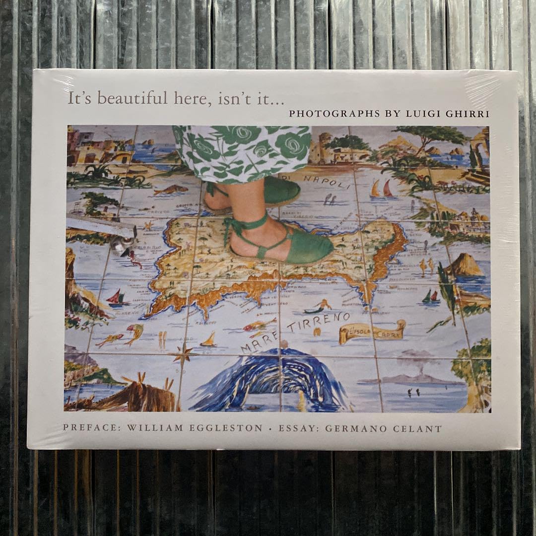 Amazon.co.jp: Luigi Ghirri It's beautiful here isn't