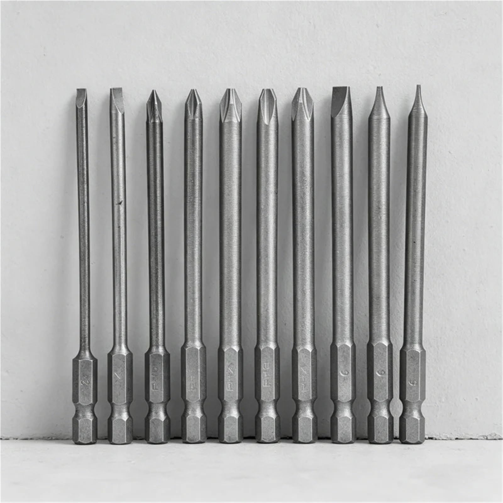 Embouts de tournevis Jeu d'embouts de tournevis à fente et Phillips étendus, embouts trempés longue tige, tailles 3/4/5/6mm for les outils vissage réparation domestique(10PCS)