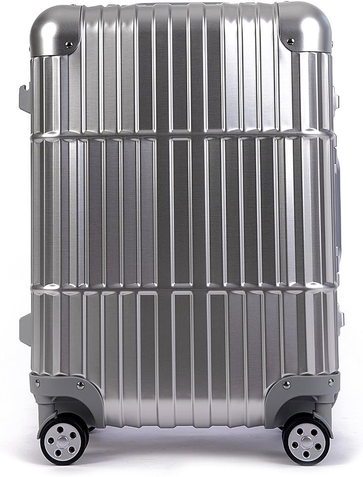 review Cloud 9 - All Aluminum Luxury Hard Case 20