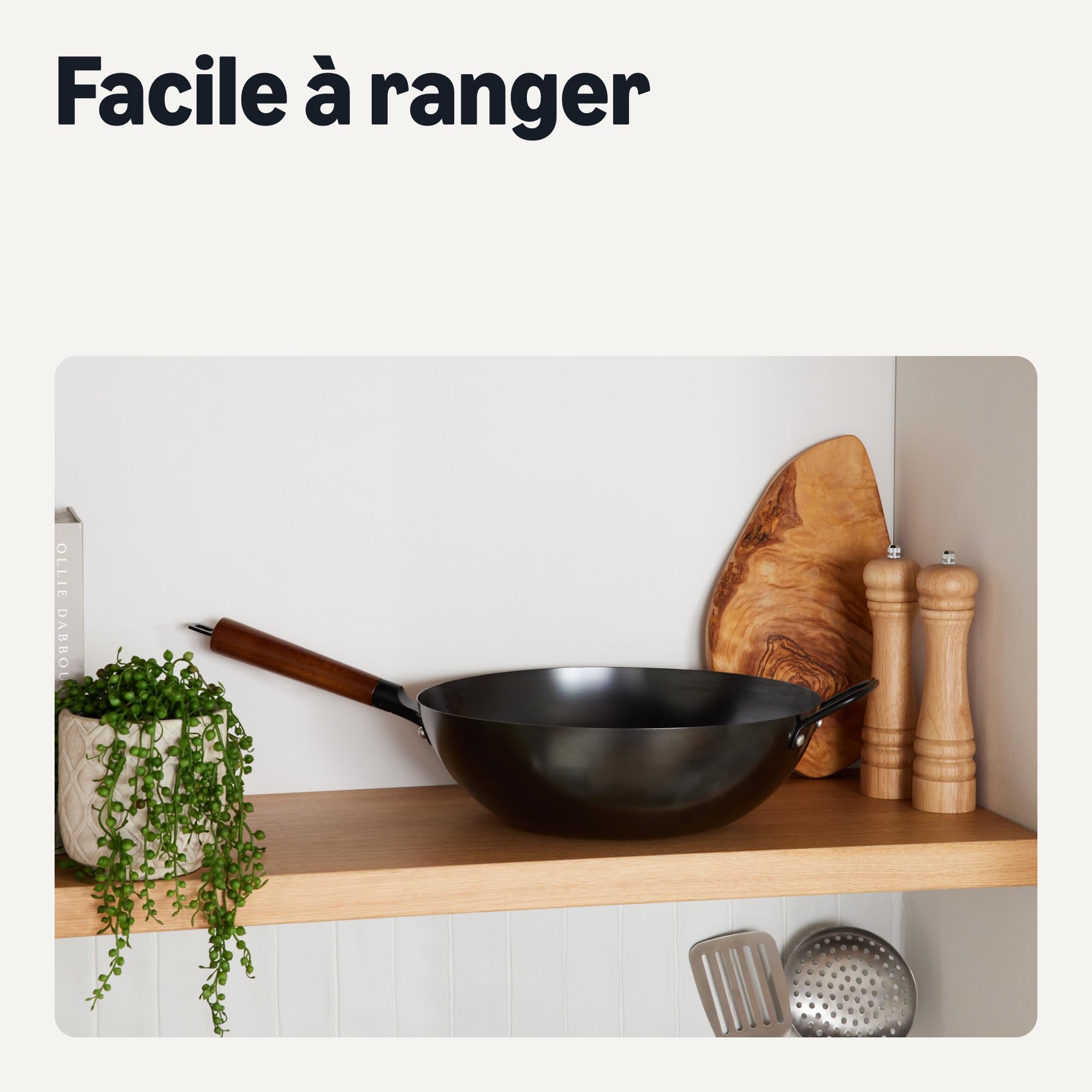 Amazon Basics Wok Pré-Assaisonné en Acier au Carbone avec Manche en Bois d’Acacia, Compatible Tous Feux, 32cm