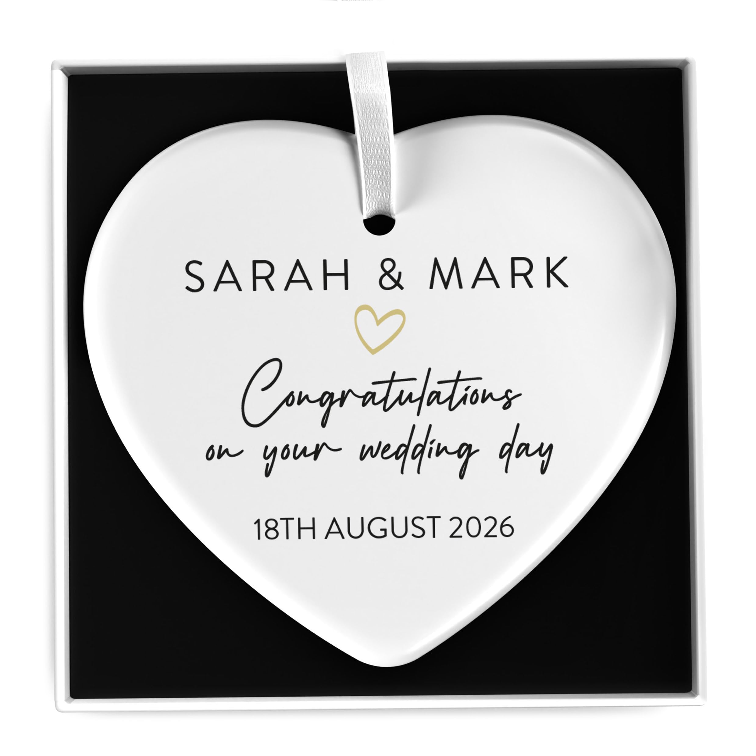 Beecreative Personalised Wedding Gifts - Wedding Presents for Bride and Groom - White Ceramic Heart Keepsake Ornament - Congratulations On Your Wedding Day - With Gift Box