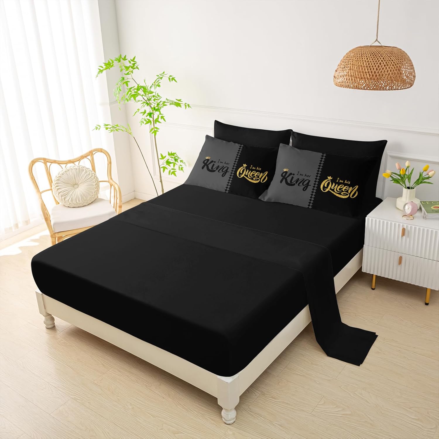 QOOMO Crown Queen and King 7 Pieces Comforter Set Full Size,Couple Bedding Set for Kids Teens Girls-Include 1 Comforter,1 Fitted Sheet,1 Flat Sheet,2 Printing Pillowcases and 2 Black Pillowcases