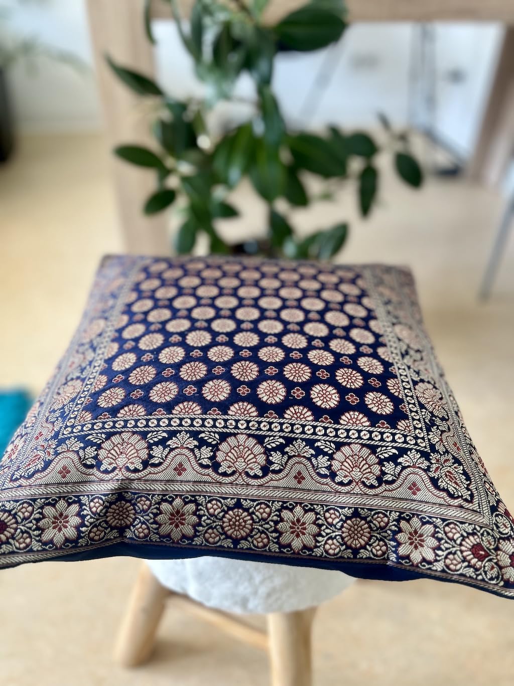 Ruwado Indian Banarasi Federe decorative in seta 40 cm x 40