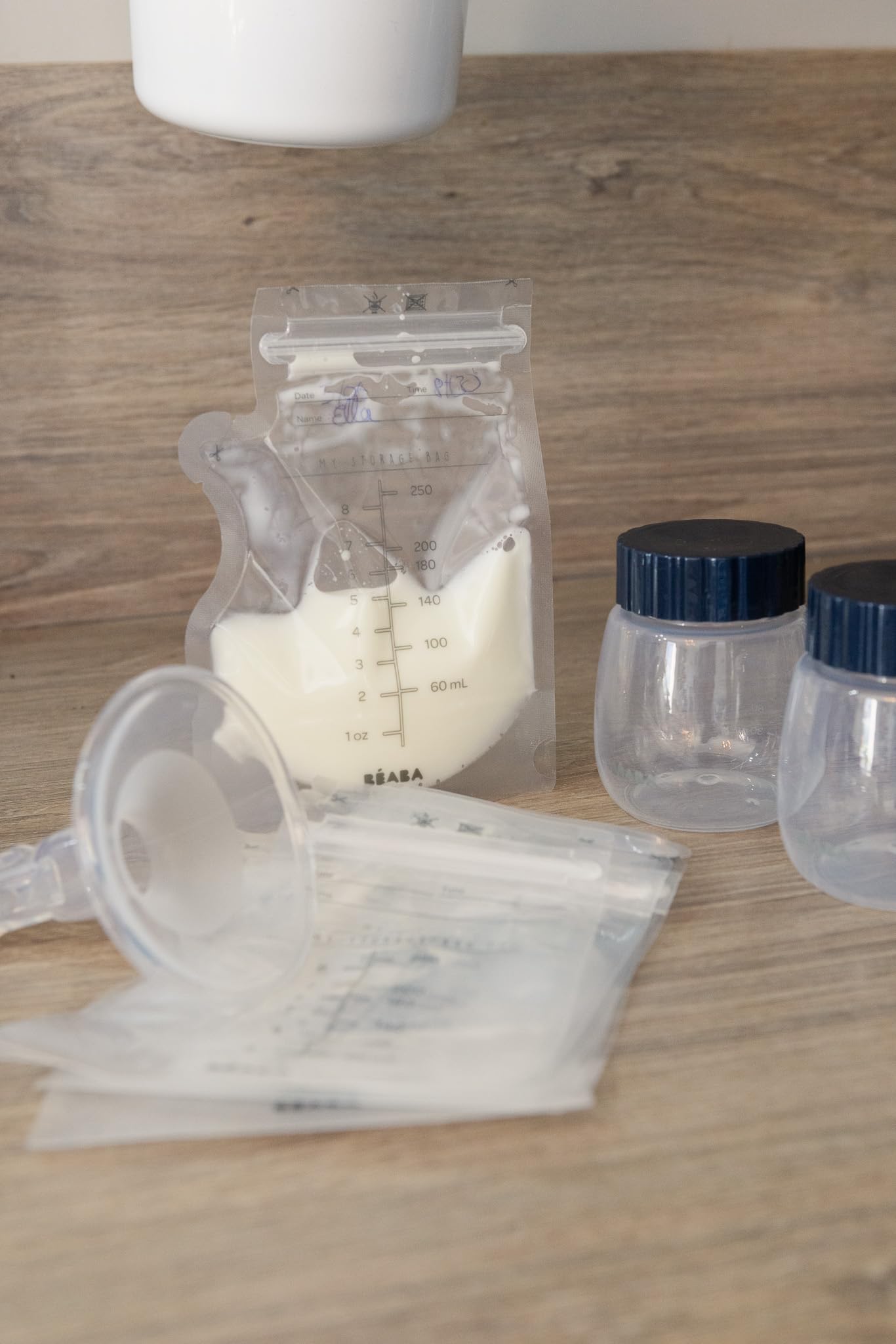 BÉABA, Set of 2 Collection and Storage Bottles for BEABA Double and Single Breastpumps Capacity 180mL, Freezer, Refrigerator - Image 3