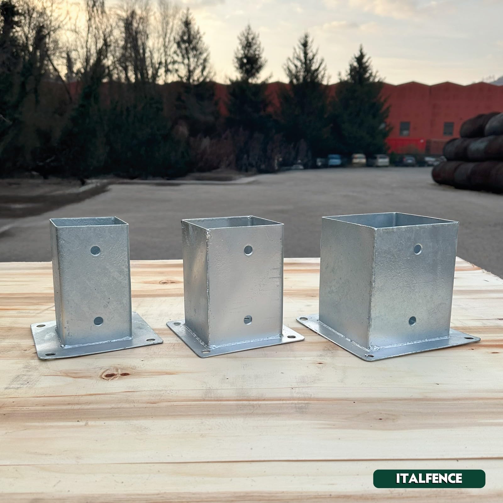 Soporte para poste de madera cuadrado, galvanizado [121x121mm, 10 piezas]