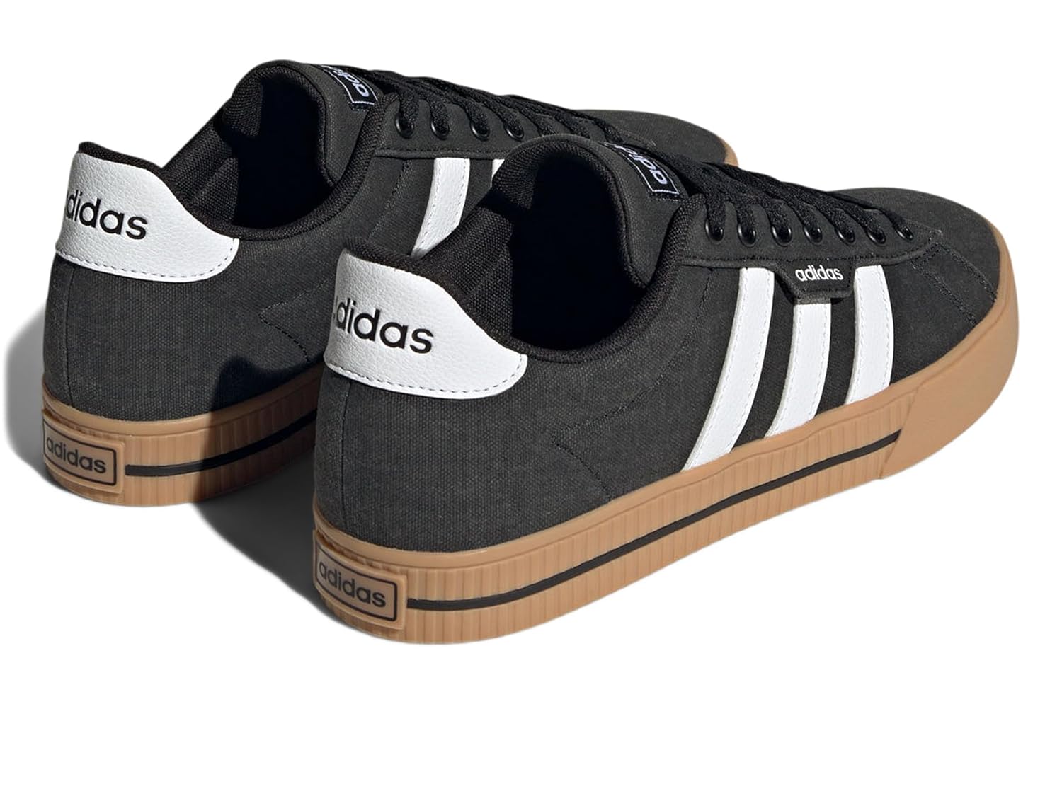 adidas em promoção! Veja a oferta e mais achadinhos de Tênis 6 Hoje é o melhor dia para comprar adidas com aquele preço maroto! Promoção! Aproveite a oferta! 6