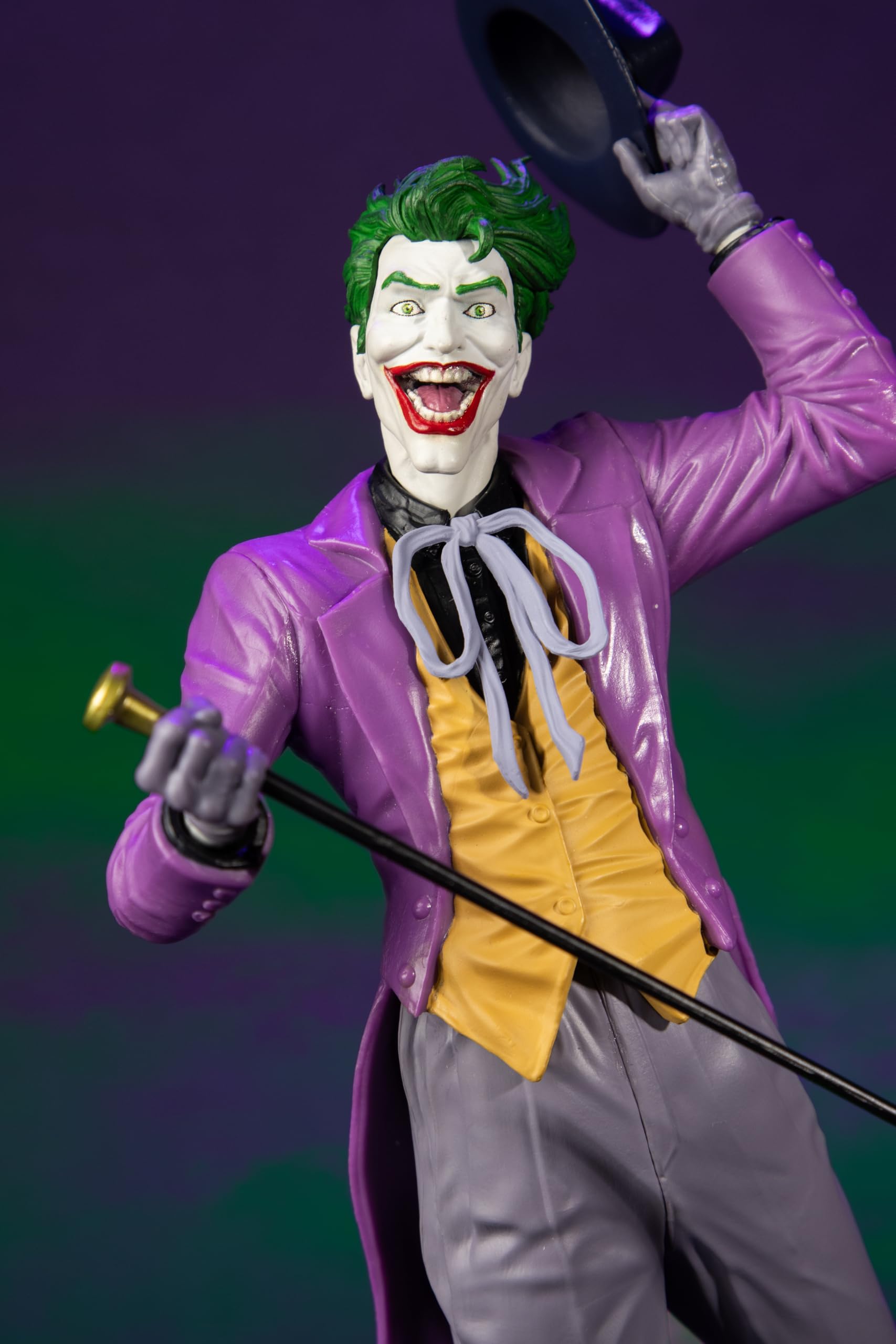 McFarlane DC Direct The Joker by Jason Fabok 1:6 Scale Posed Figure Toys Digital Collectible, Multicolor, 30 cm - Image 2