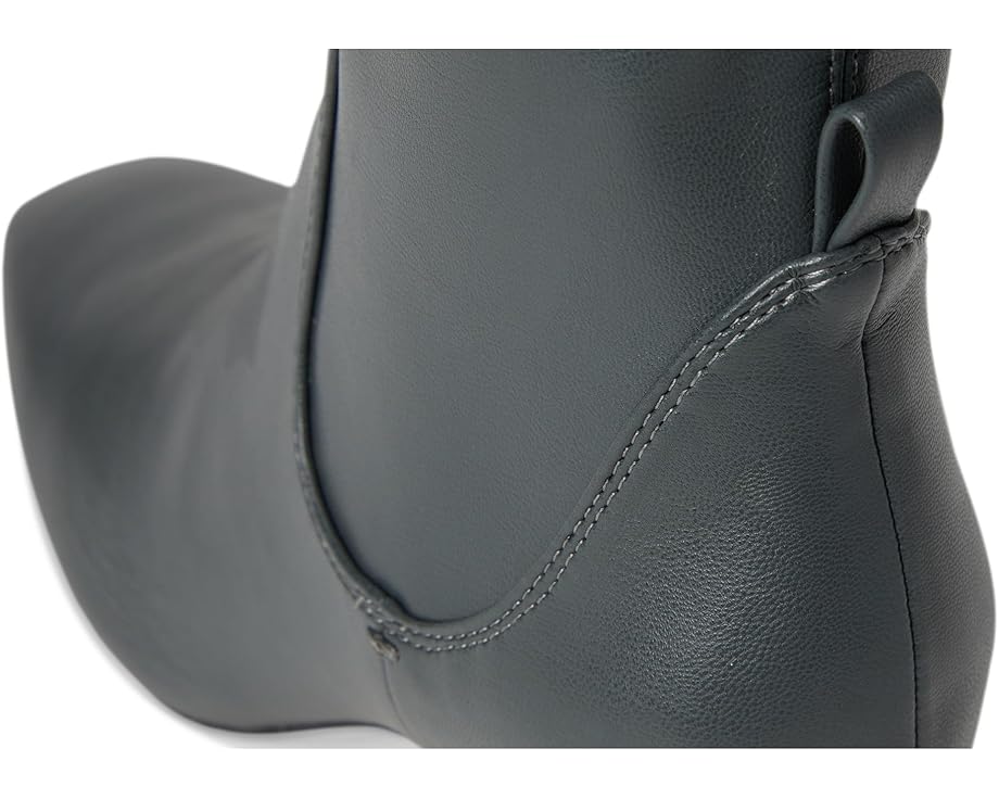 Franco Sarto Tarrin - Right View