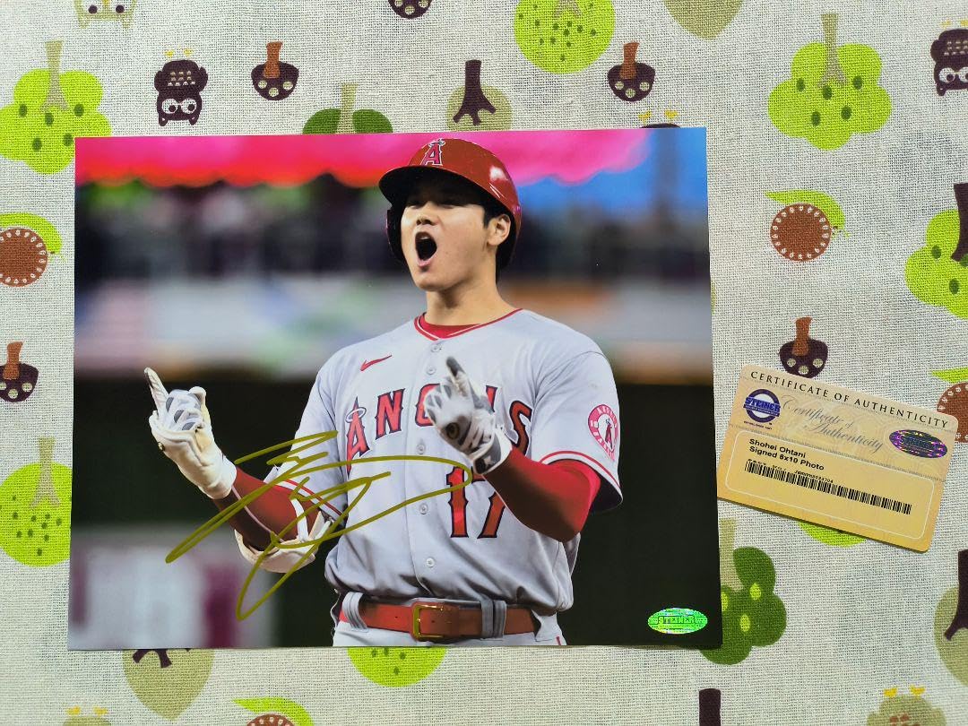 Amazon.co.jp: 大谷翔平 直筆サイン入り写真 証明書付き : おもちゃ