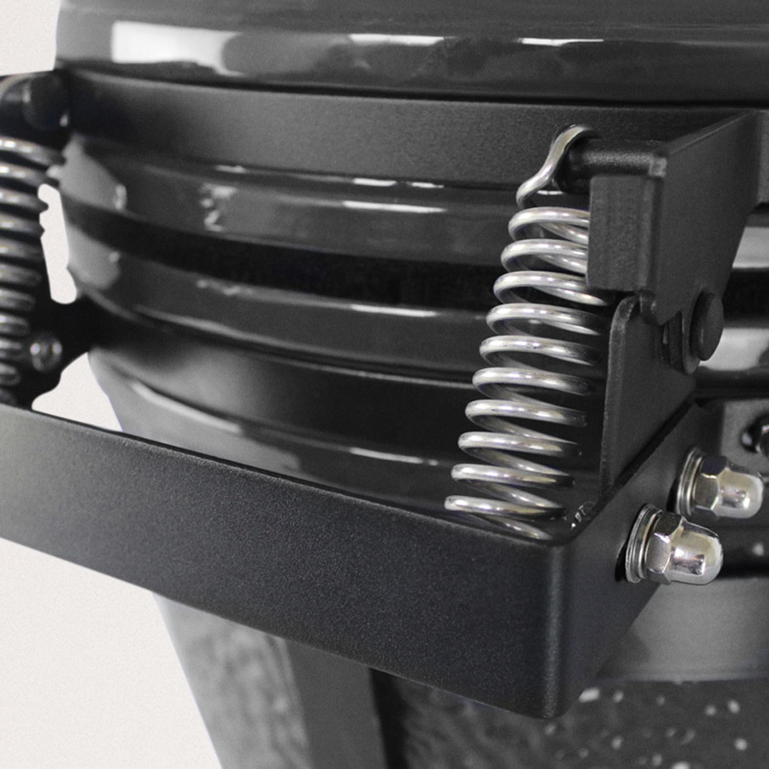 CREATE/BBQ KAMADO/Barbecue affumicatore in ceramica nero 16 pollici/Può arrostire, affumicare e cuocere, con regolatore di temperatura e due prese d’aria.
