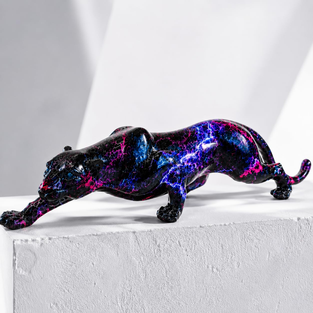 Statue de panthère moderne décoration galaxie, le cadeau design idéal
