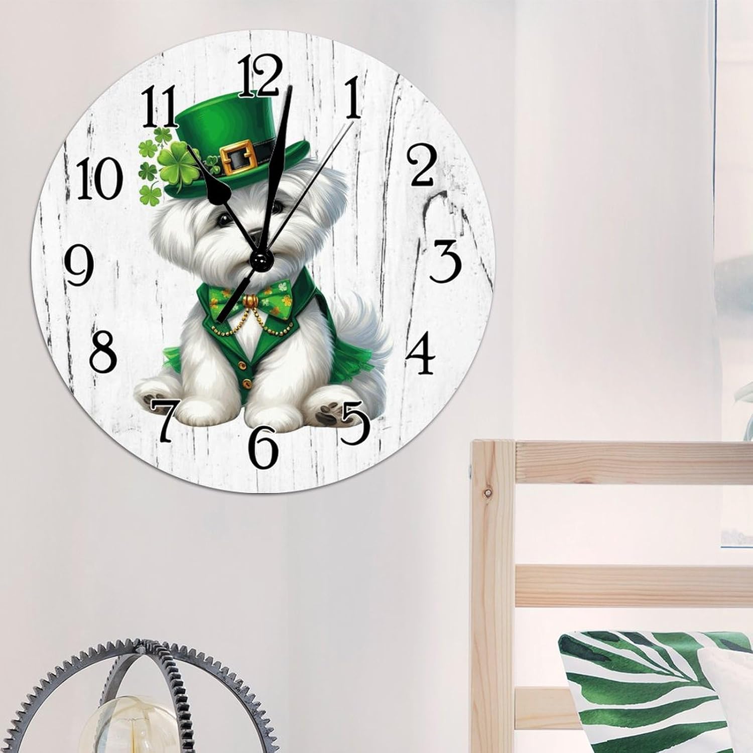 Maltese Dog Green Leprechaun Hat Leaf Clocks Maltese Dog St. Patrick's Day Wood Clocks Battery Operated Round Wall Clock Gift for Dog Mom Art Clock for Home Office School 15x15in
