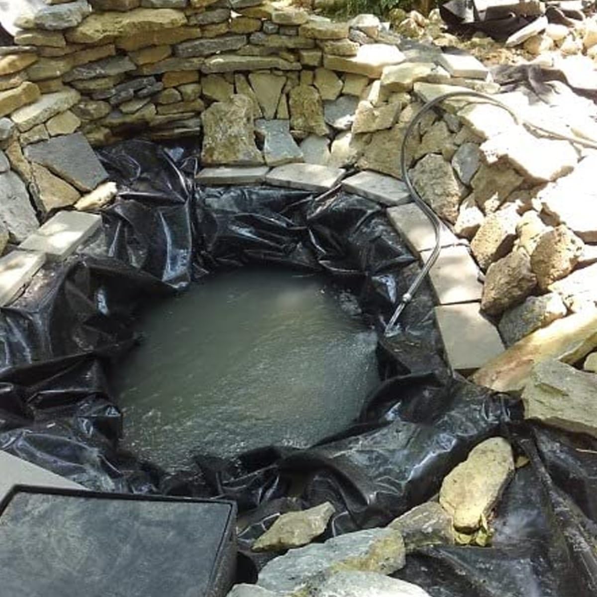 HDPE wkładka do stawu ogrodowego 5 mil, z wstępnie przyciętą podkładką, trwałe wkładki do stawów koi, strumieni i fontann, do projektów krajobrazowych (5 x 10 m)