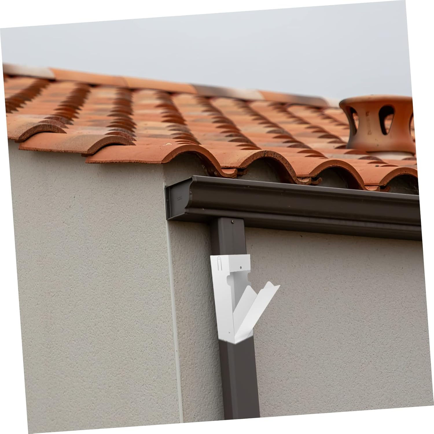 VOSAREA Rainwater Diverter for Lawn Reuse Efficient Downspout Diverter for Rain Barrel Easy DIY Installation Reduces Water Waste Bills Compatible with Gutters