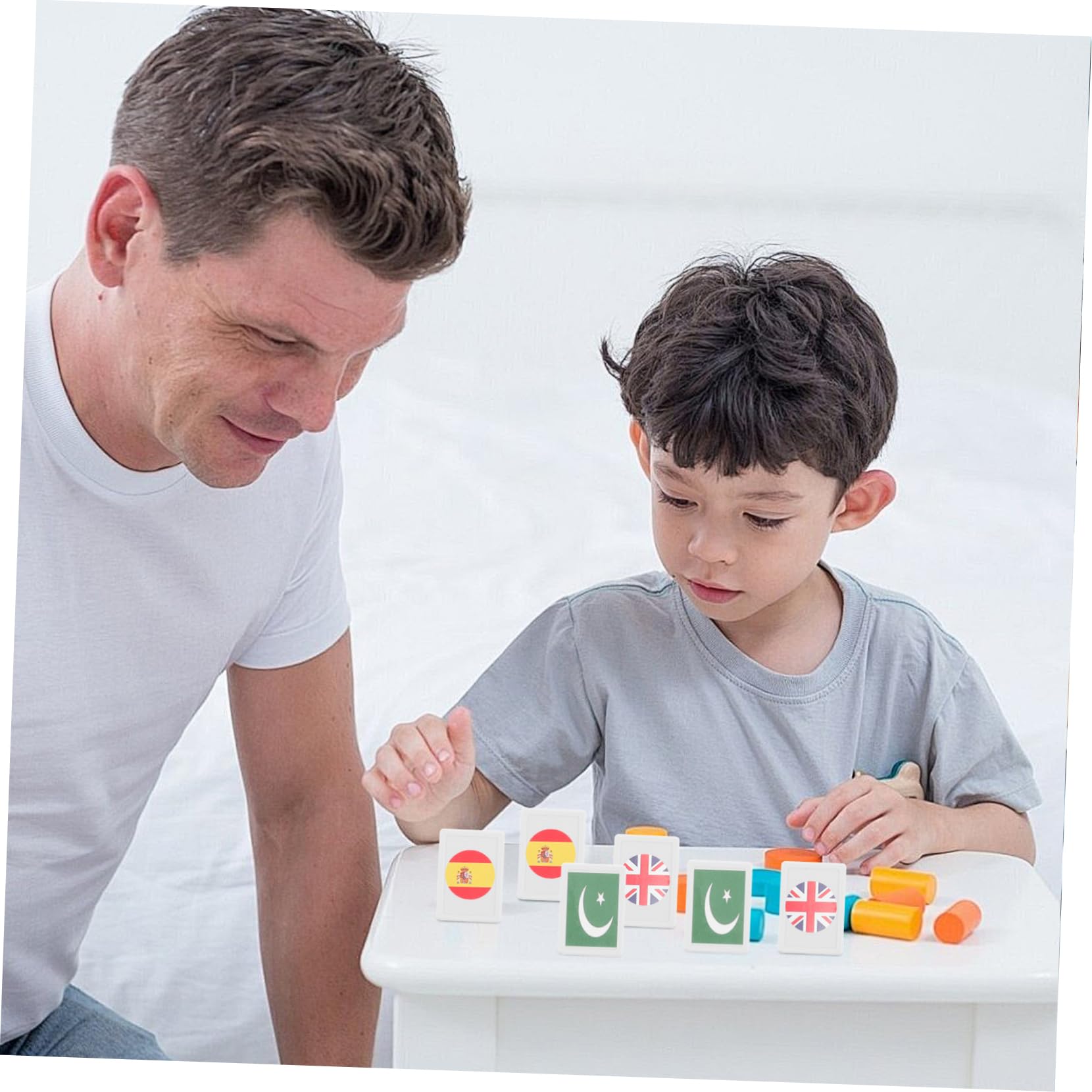Hemobllo Set Mahjong Tessere Adesivi Bandiere Nazionali in Plastica Resistente, Gioco da Tavolo Educativo per Adulti e Famiglie, 65 Pezzi 30mm, per Viaggi e Momenti Ricreativi