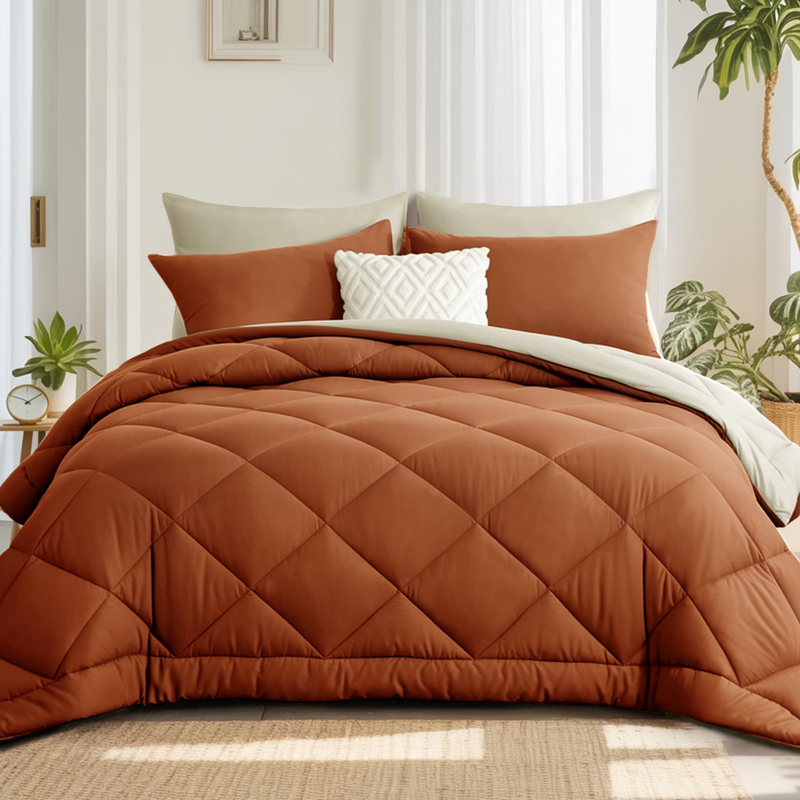 RUIKASI Coverless Duvet King Size 10.5 Tog - Reversible Comforter with 2 Pillowcases, 230x220cm Quilt Lightweight and Warm All Season, Orange and Beige