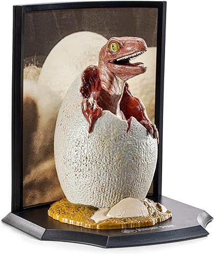 Miniatura 4 de The Noble Collection Jurassic Park Toyllectible Treasure - La vida encuentra un camino - Huevo