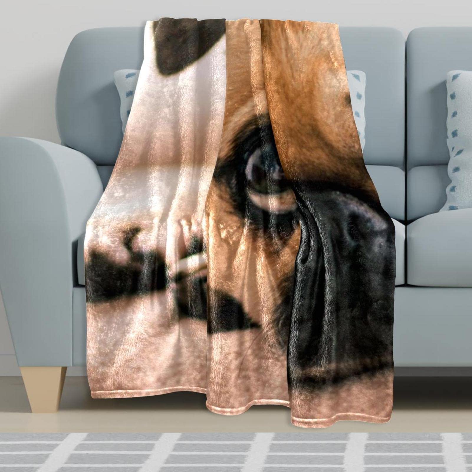 Couverture polaire légère en peluche pour chien carlin pour canapé