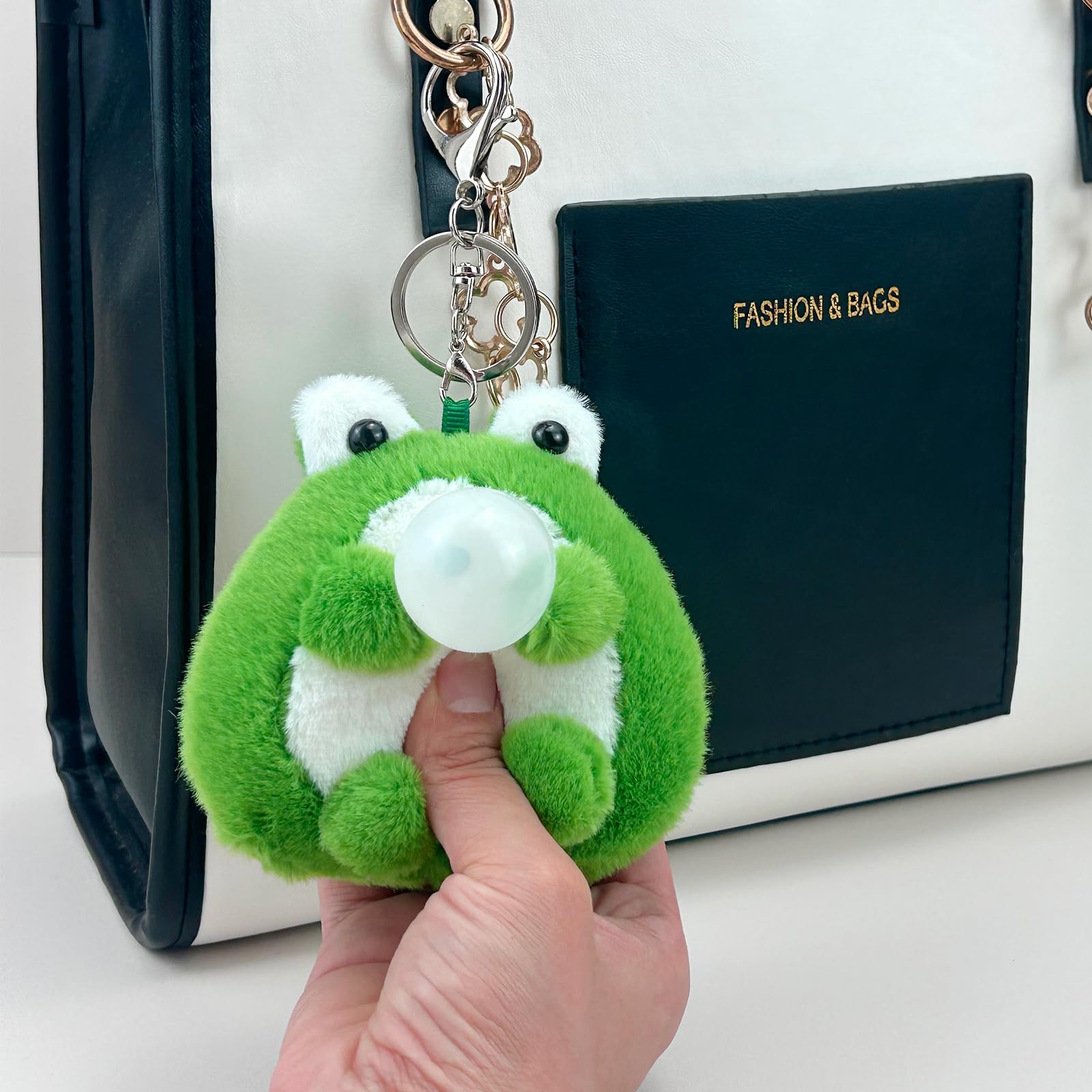 カエルデザイン人形型キーホルダー Amazon.co.jp: キーホルダー ぬいぐるみ 蛙 カエル人形 ミニ