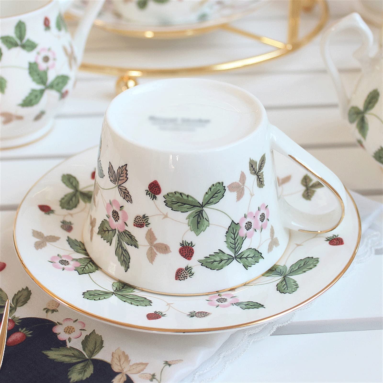 Filiżanka Do Kawy Wykwintna Porcelana Kostna Dzika Truskawka Filiżanka Do Kawy Herbata Popołudniowa Piękny Ceramiczny Kubek Filiżanka Do Kawy Talerz Filiżanka Do Herbaty