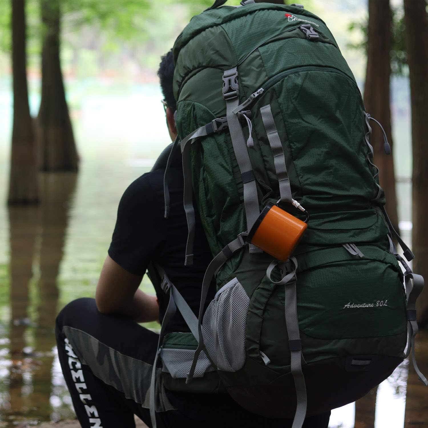 MOUNTAINTOP 80L Internal Frame Hiking Backpack for Man | B2B Liquidation