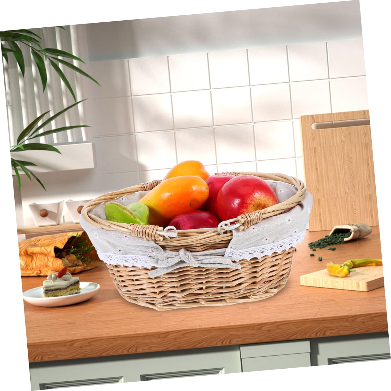 Woven Picnic Basket with Handle Willow Storage for Flowers Fruits and Candy Lightweight Portable Design for Outdoor Gatherings and Home Organization