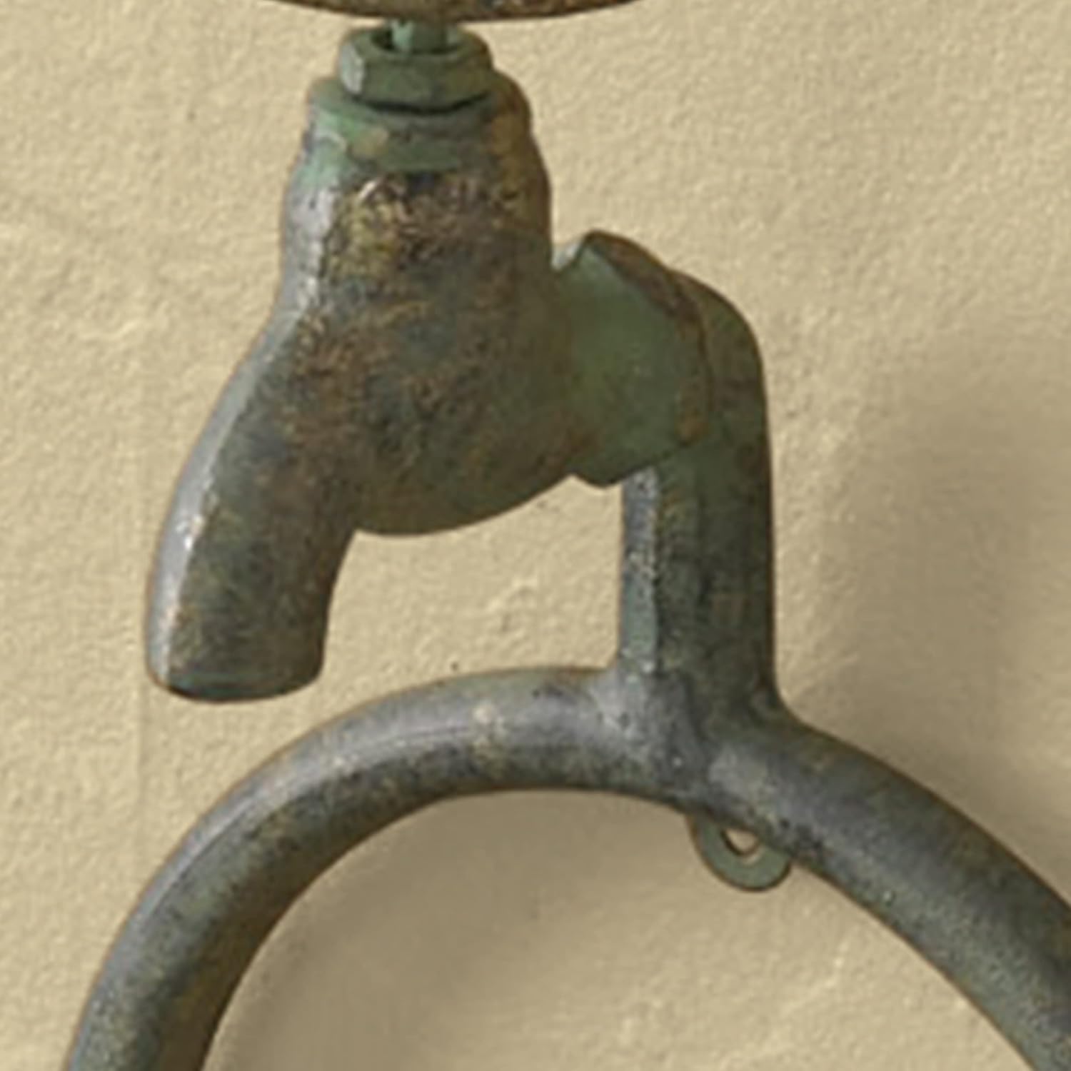 Park Designs Water Faucet Toilet Tissue Holder