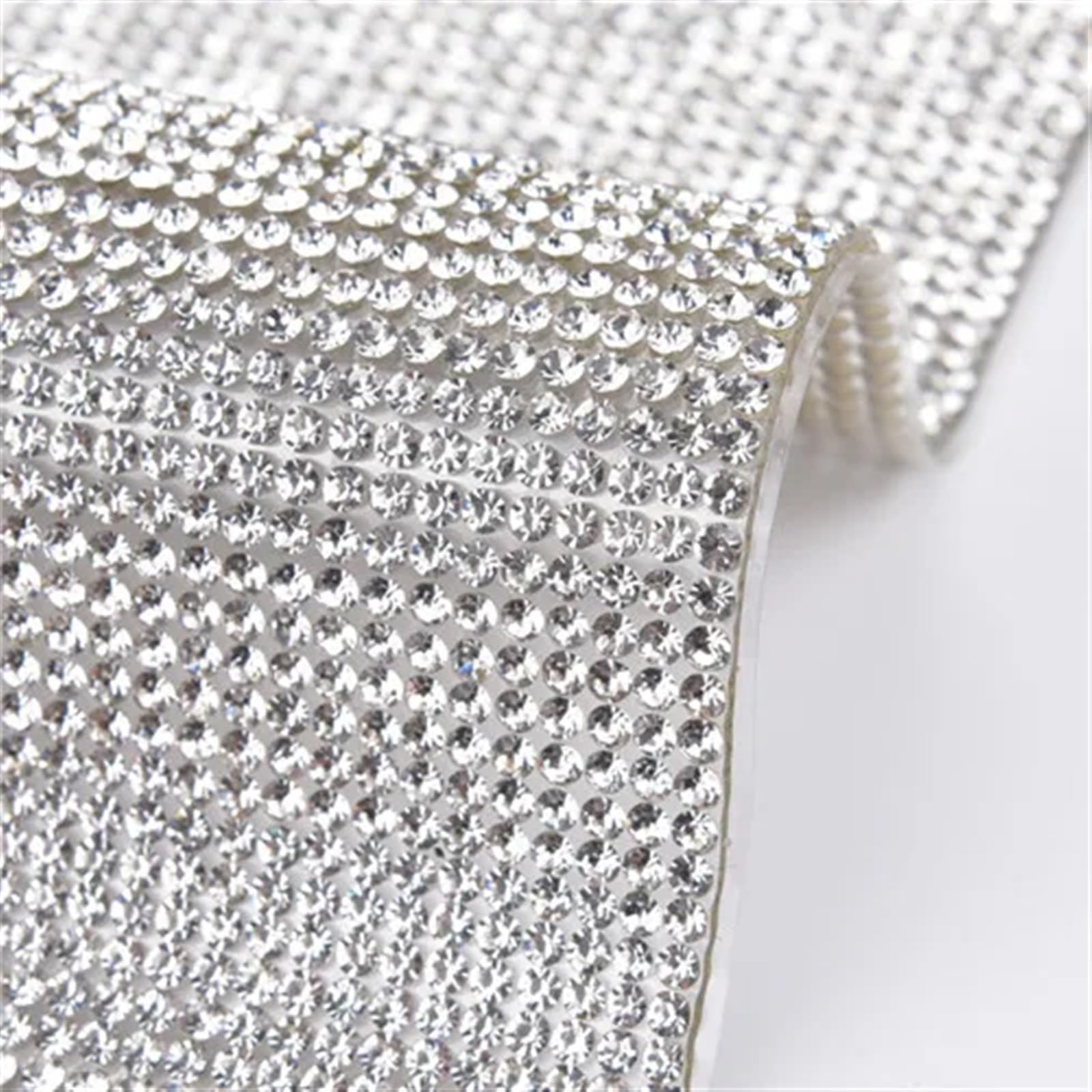 Samoprzylepna taśma wstążkowa z kryształkami górsk Rolka z siatki diamentowej pełnym kryształowym wykończeniem do majsterkowania(Clear Crystal Color,24x40cm)