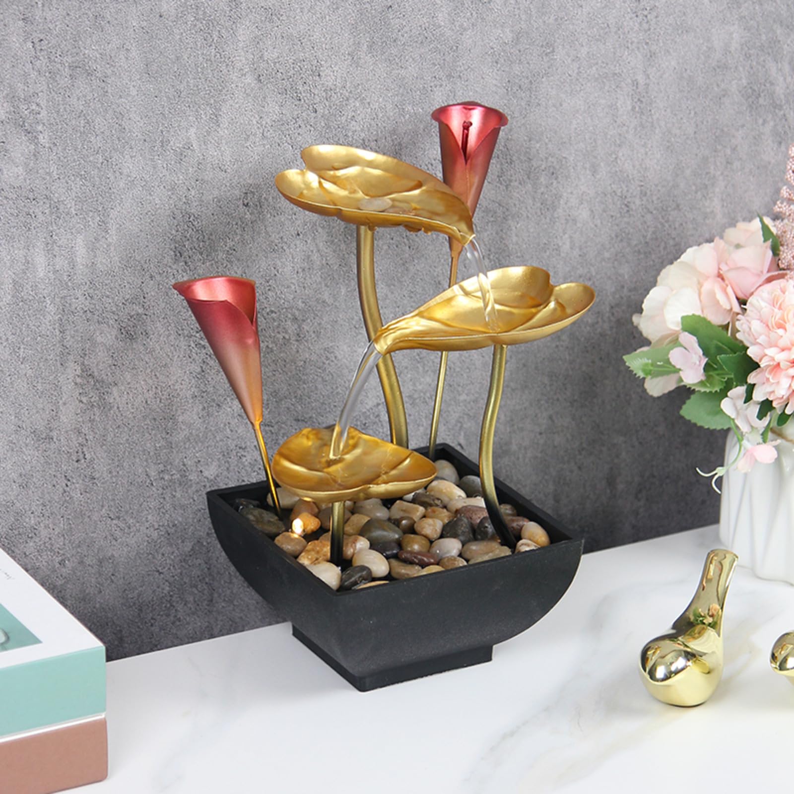 Fontana da tavolo a forma di foglia di loto con luci a LED e accenti di calla, fontana zen da interni per decorazione e relax in casa e ufficio