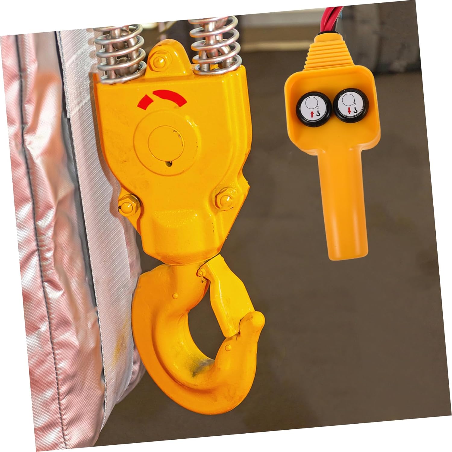 12v Winch Hand Control Assembly Electric Winch Remote Replacement Switch for Convenient Operation Reliable Performance and Easy Use with Vehicle-Mounted Cranes