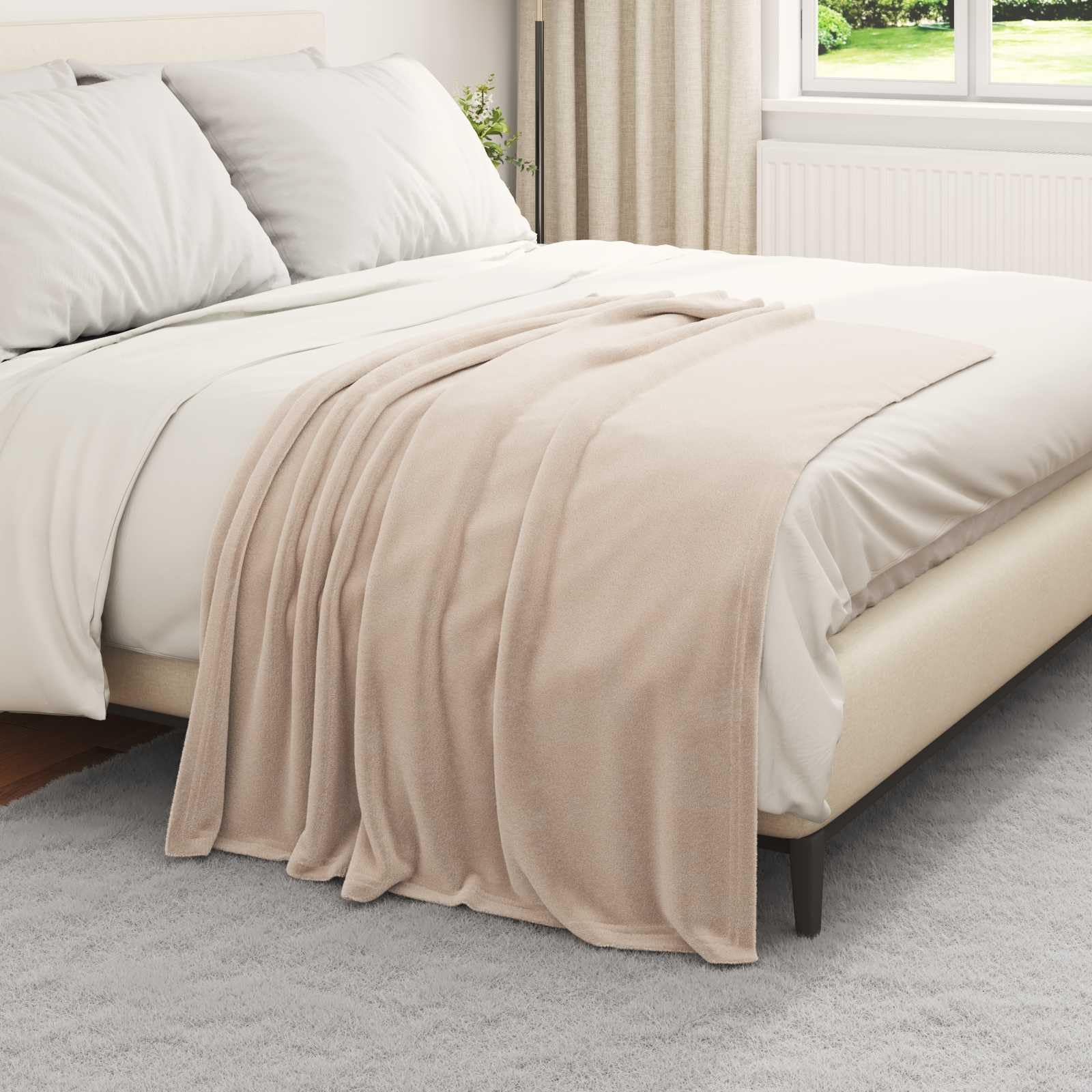 Couverture beige 130 x 150 cm en polaire - Jeté de lit - Couverture de canapé - Pour salon, chambre à coucher, canapé, pique-nique, voyage