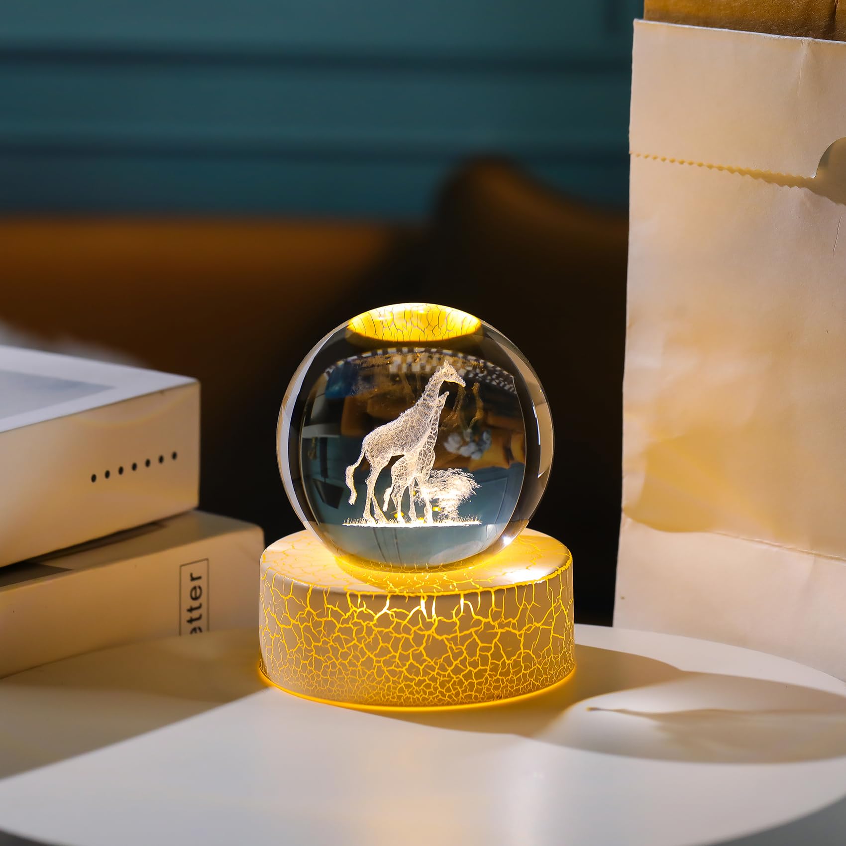 AWARDSEN Boule De Cristal Girafe 3D - Veilleuse Lumineuse En Verre Avec Base Bois - Décoration Élégante Et Cadeau Parfait Pour Femme