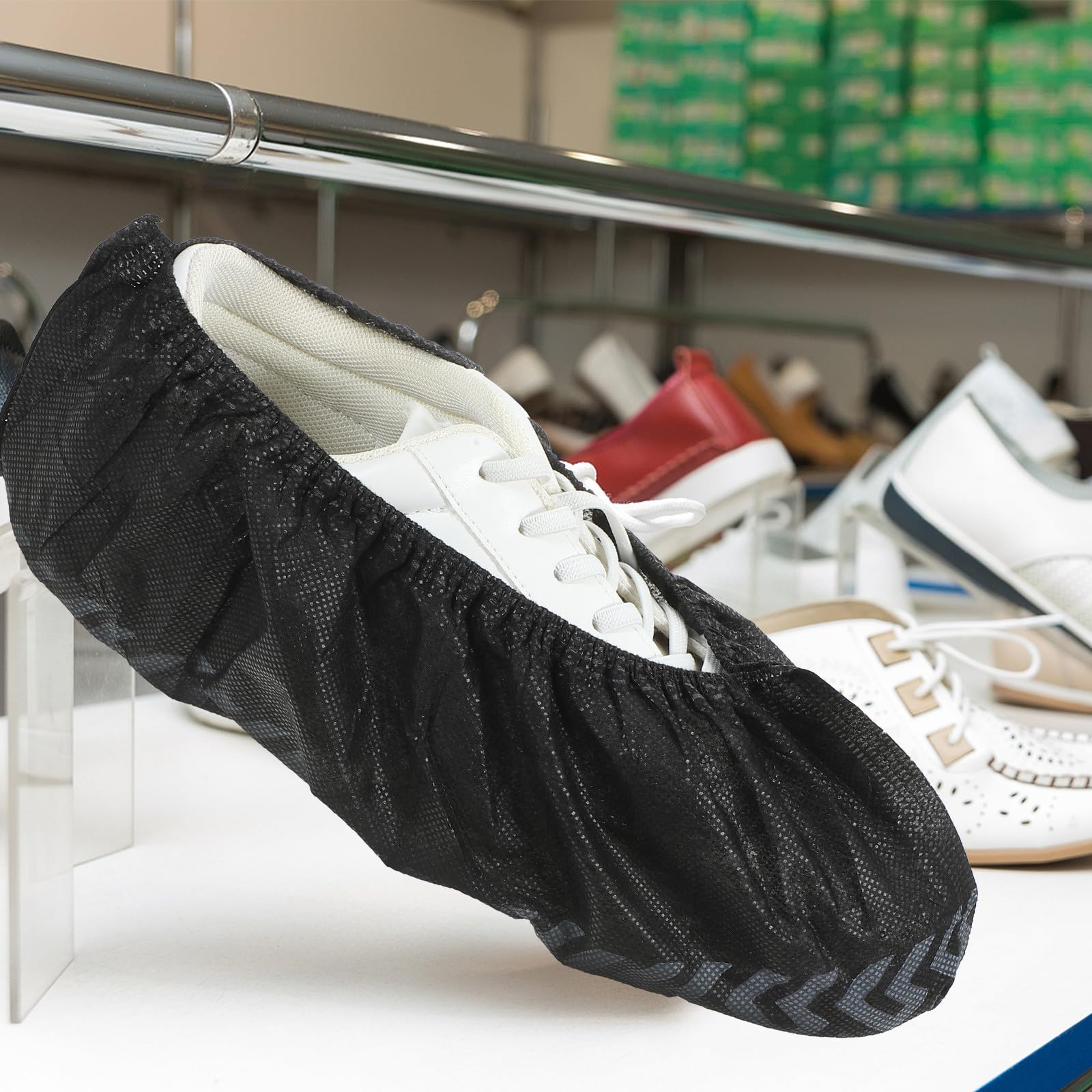 VALICLUD Fundas para Zapatos Desechables Negras, Antideslizantes y Transpirables, sin Tejer, Gruesas de 530 G, 100 Piezas para Uso Doméstico, Oficina y Viaje