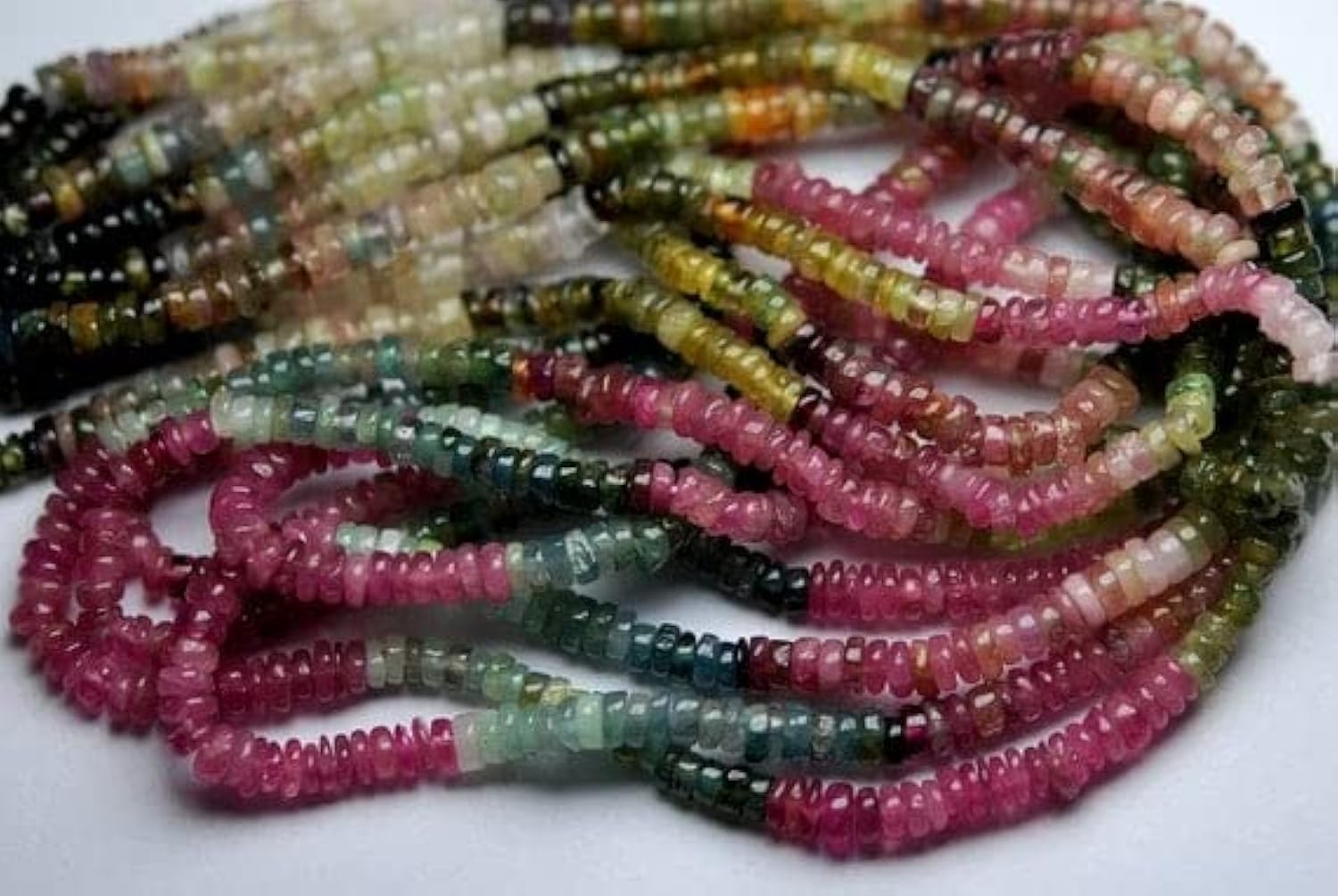 Multi Tourmaline perles pour créer vos propres bijoux de créateur lors d'ateliers DIY