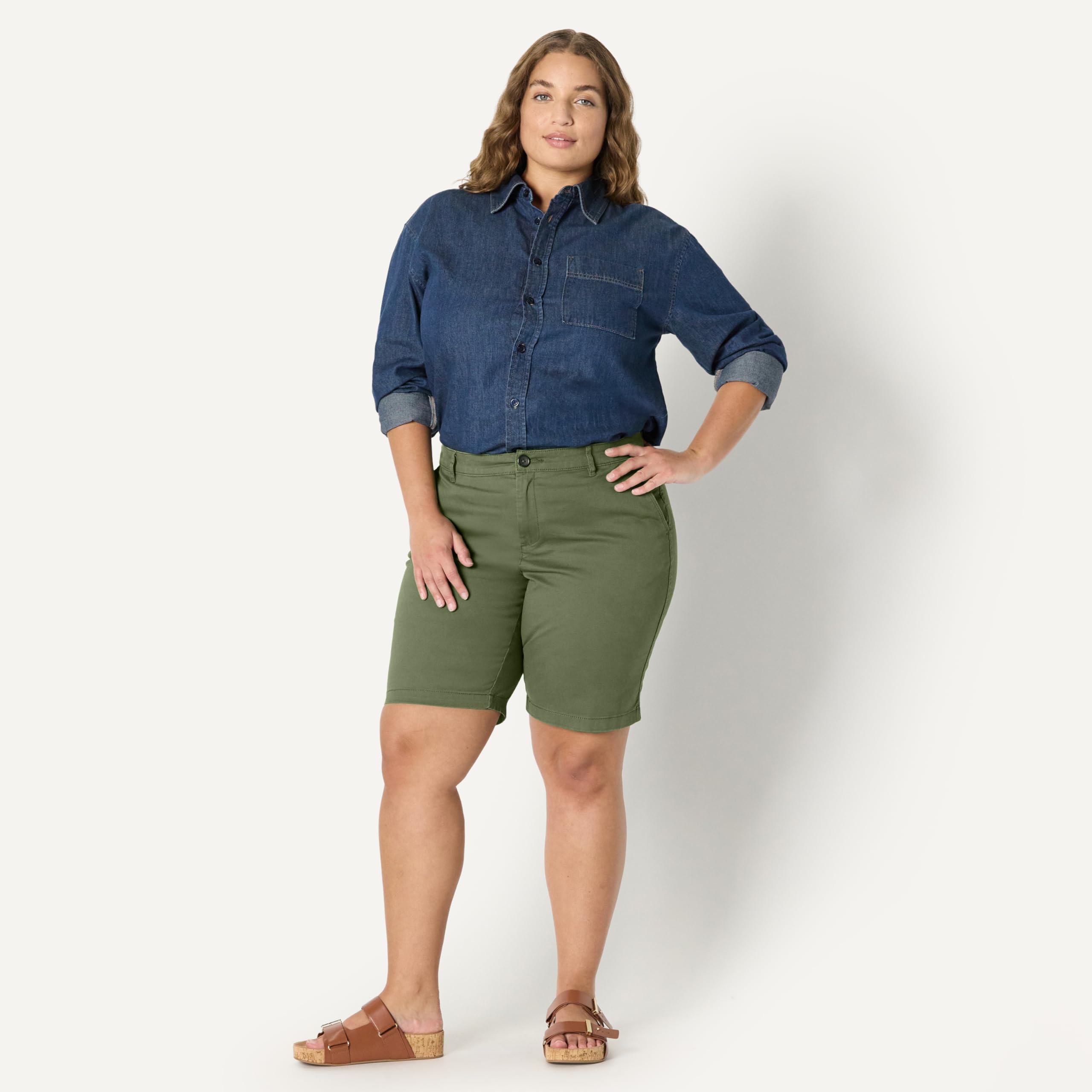 Amazon Essentials Bermuda Chino à Taille Mi-haute, Entrejambe de 25,0cm, Coupe Ajustée Femme