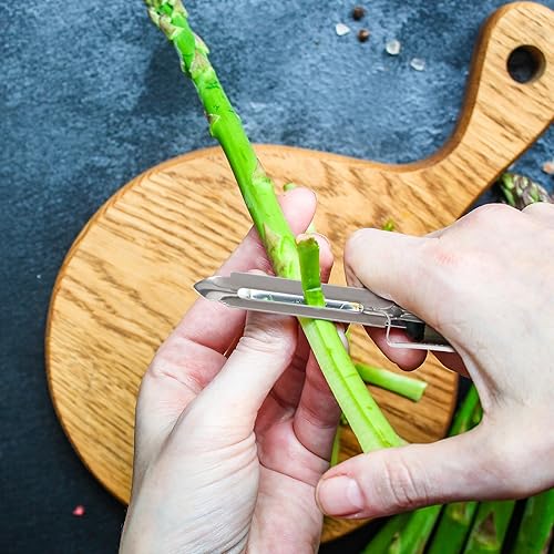 Miniatura 5 de Paquete de 3 peladores de verduras para cocina, pelador de papas y frutas de acero inoxidable con mango ergonómico de fácil agarre, apto para