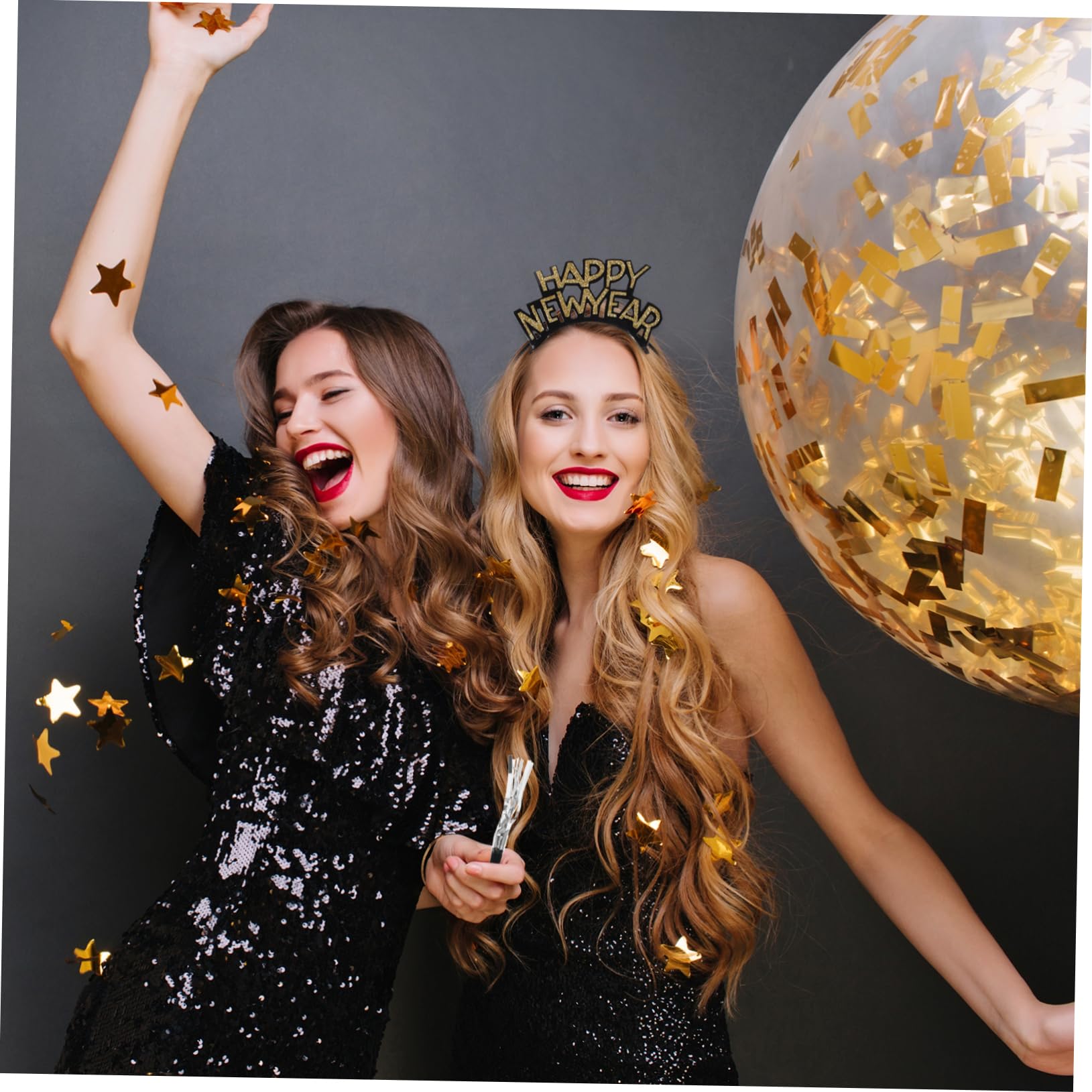 Alipis 1bolsa Sombrero de Fiesta de Año para Adultos Conjunto de Decoración para Nochevieja con Sombreros Cónicos Collares y Bufandas Coloridas para Fiestas de Año