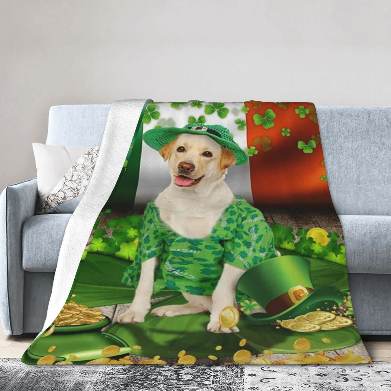 Lsjuee Christmas Flannel Fleece Blanket 50"X40" Yellow Labrador St. Patrick‘s Day Green Bed Throw Blanket Lightweight Ultra-Soft Travel Winter Blankets for Girls Keep Warm