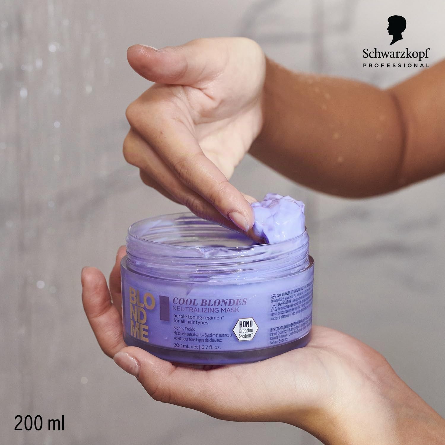 Schwarzkopf Professional BLONDME Cool Blondes Masque Neutralisant Cheveux Colorés Éclaircis 3D Bond Creation Technology Complexe De Protéines Fleur De Velours Rafraîchissant Adoucissant 200 ml