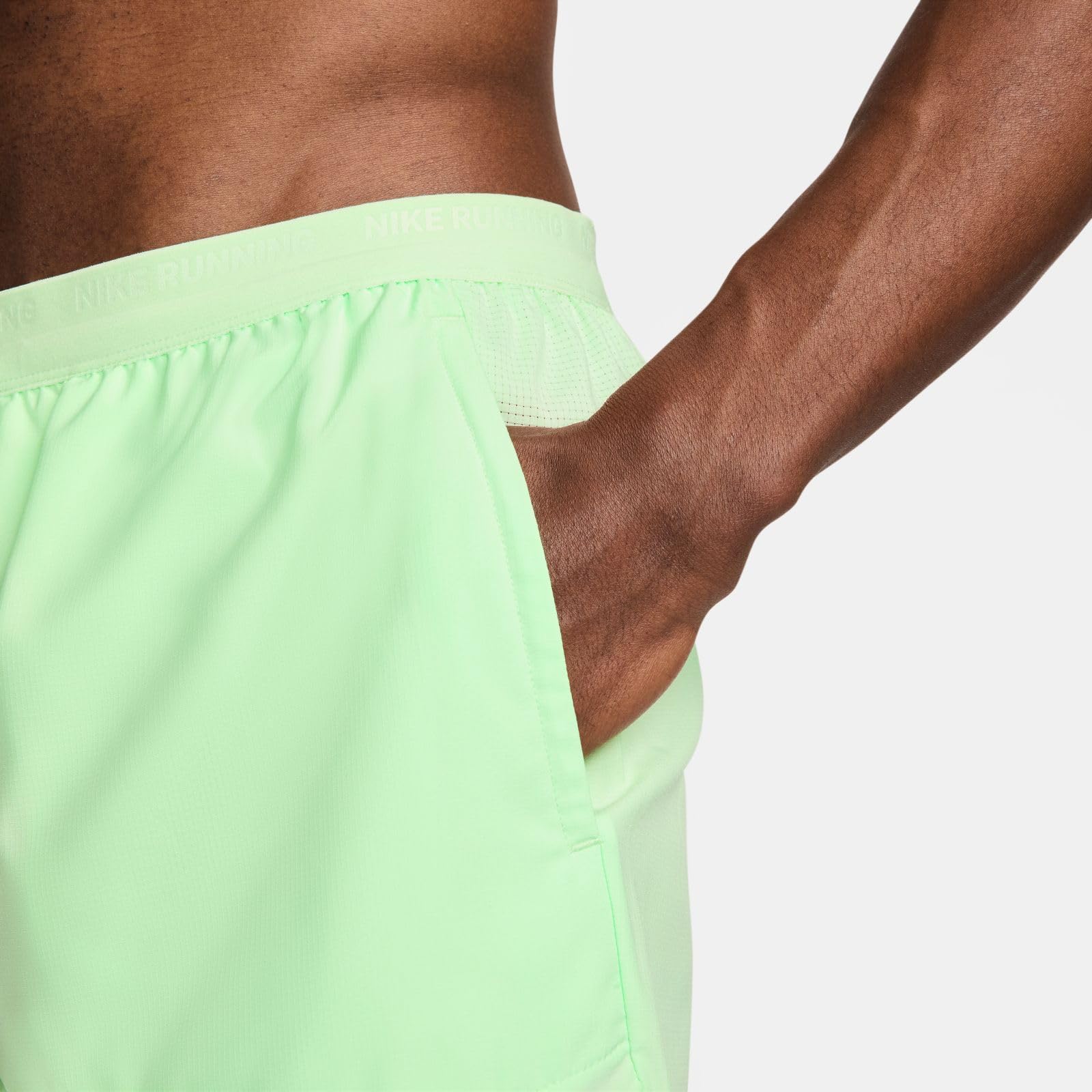 NIKE Herren Dri-fit Stride 7in Bf Shrt (Ca. 18 Cm) - Shorty Mężczyźni