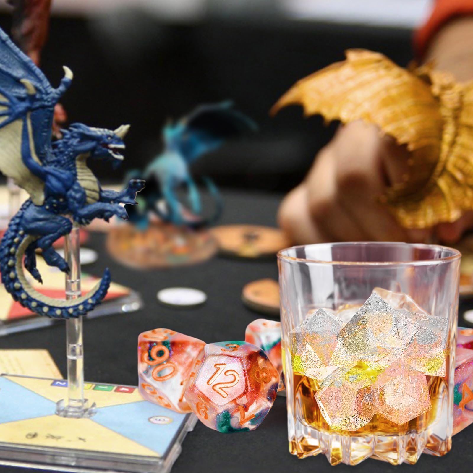 Molde de cubitos de hielo de whisky de 7 formas, dados 3D, accesorios DND para whisky, cóctel, bebida de hielo de verano, divertidos regalos DND para amantes de los juegos de mesa 2