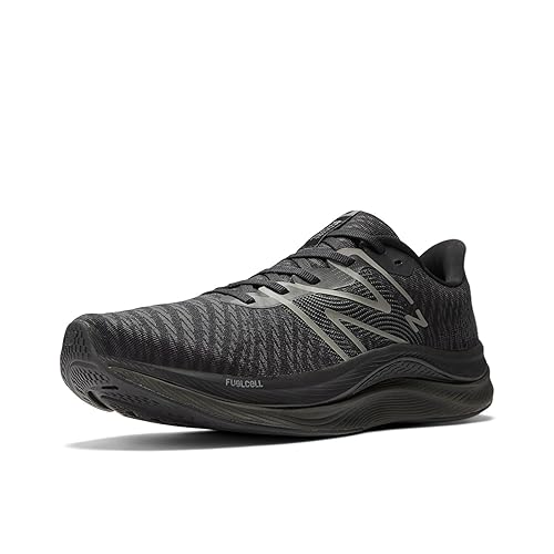 new balance Men Rebel Running Shoe
