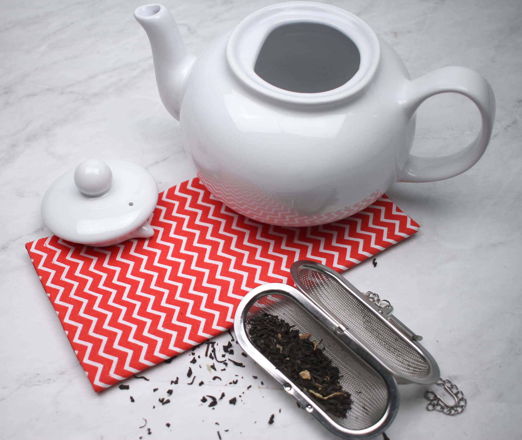 RSVP International Endurance Kitchen Collection Infuseur à épices flottant en maille d'acier inoxydable pour soupes, ragoûts ou grande théière Jumbo ovale, 10,4 x 5,1 cm