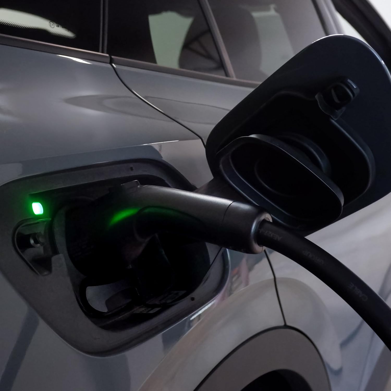 Battery Tender eCharge 48 AMP EV Charger - Level 2 Mounted Indoor Outdoor Fast Electric Vehicle Charging Station with Flexible 25ft Cable NEMA 14-50 - 022-3019-DL-WH - Image 8