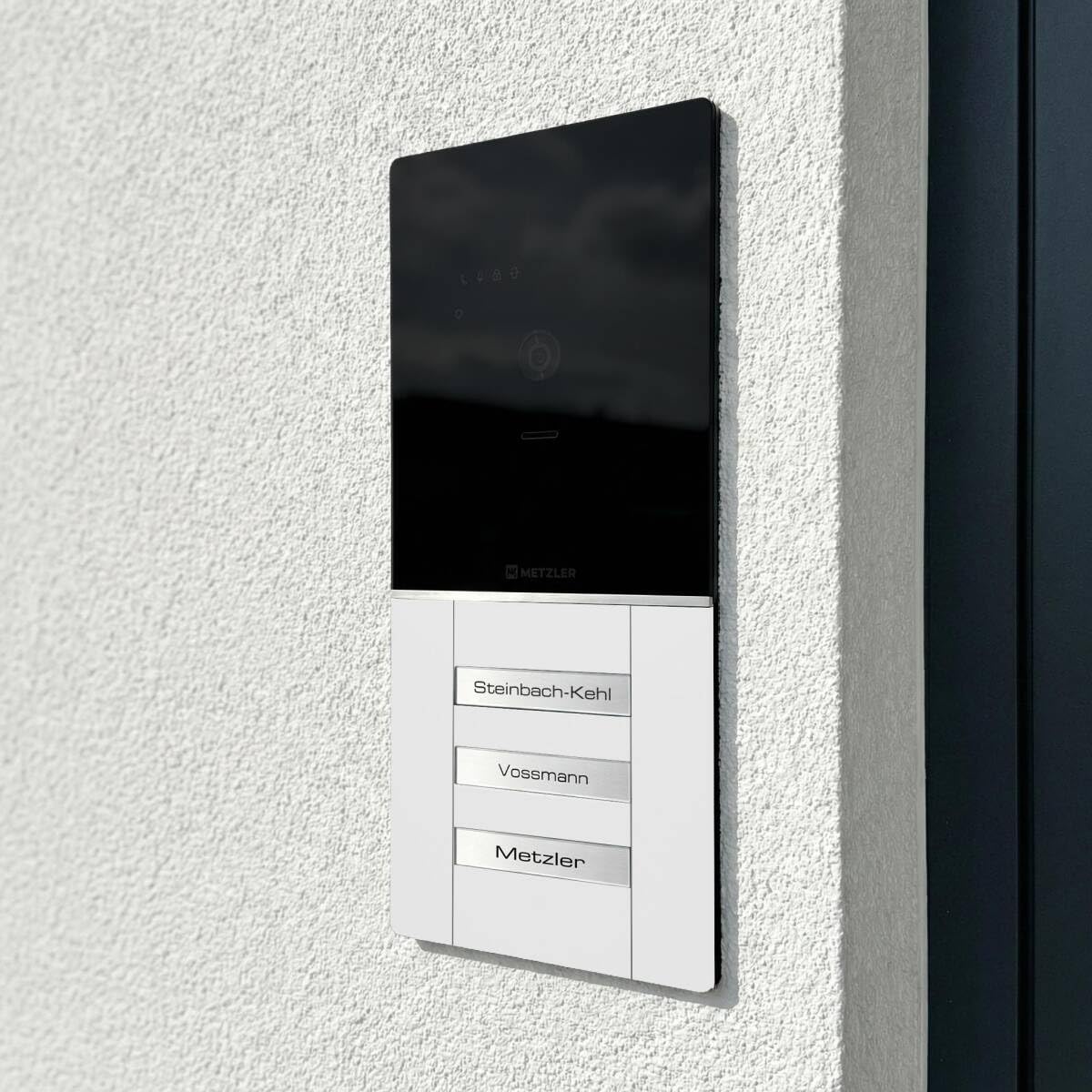 Metzler XDM10 Kit complet d'interphone vidéo avec plaque nominative interchangeable pour 3 maisons familiales | Interphone vidéo avec connexion bus à 2 fils | RAL 9016 blanc trafic | Application